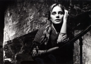 Mehr über den Artikel erfahren Die Rheinpfalz – Tränenfeuchte Schicksalsmacht