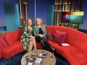 Mehr über den Artikel erfahren NDR – DAS! ROTE SOFA – mit Bettina Tietjen 08.02.2026